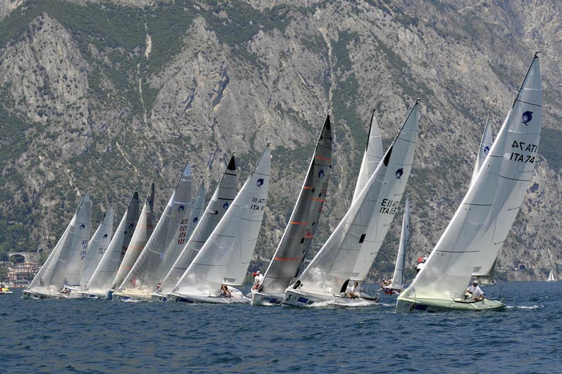 Barche a vela regata Regata in barca a vela