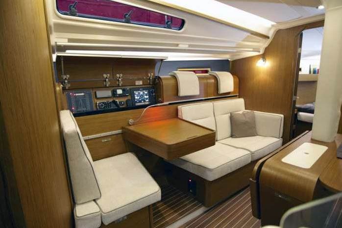 Dehler 38 interiors