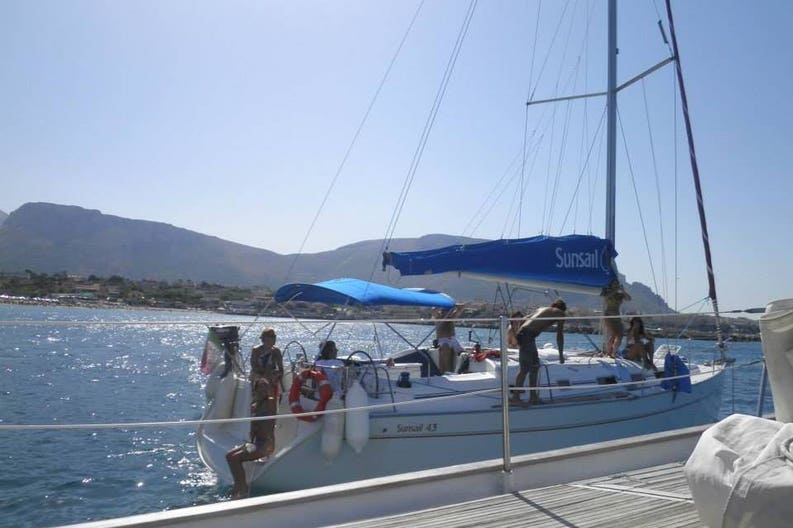 1535392-10202993471498196-1050498803-n