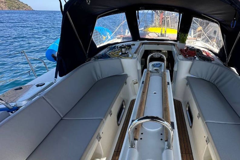 4f2d8f19-7f9f-43b3-a539-dcd23247710e