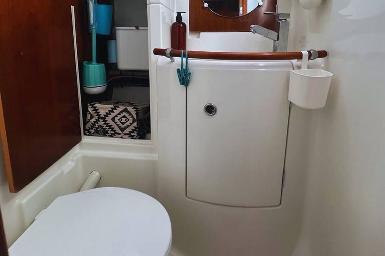 9ba6c6d9-11f2-4f1d-b6d7-c4d826b190aa