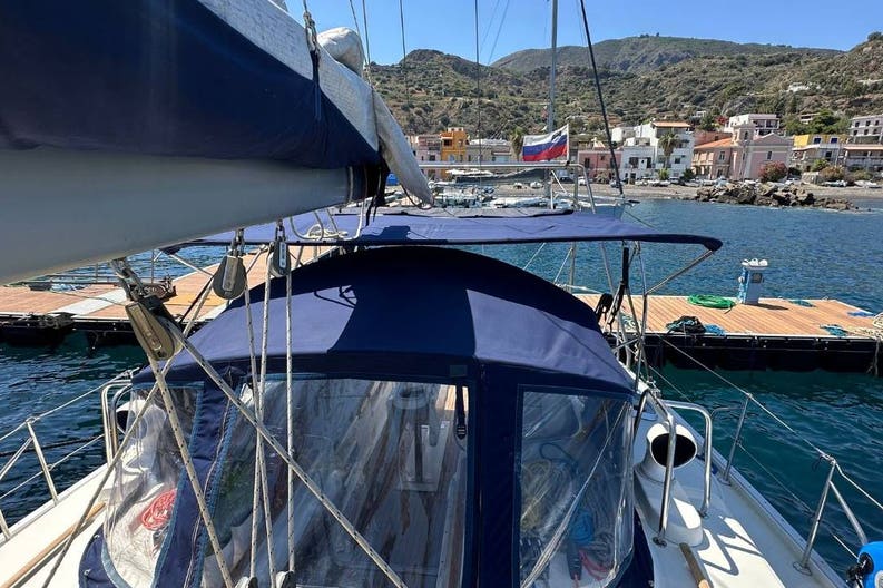 cc017c05-a4e4-46cb-b89c-573fd168e722