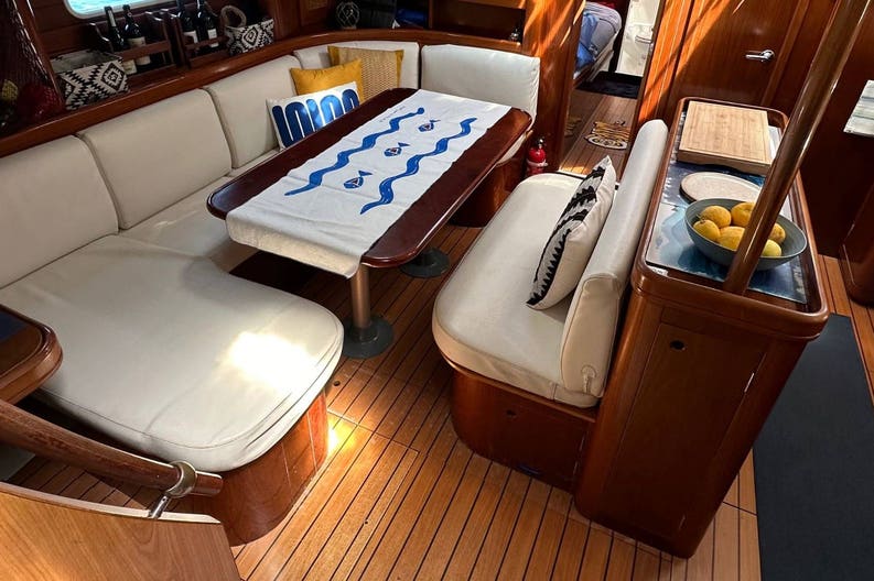 450ef933-d736-411d-975a-5a855828d554