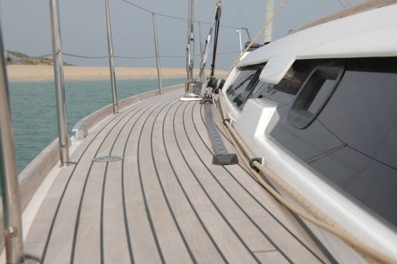 Dufour 450