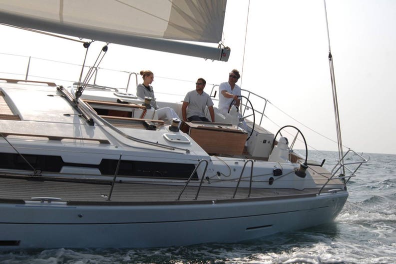 Dufour 450