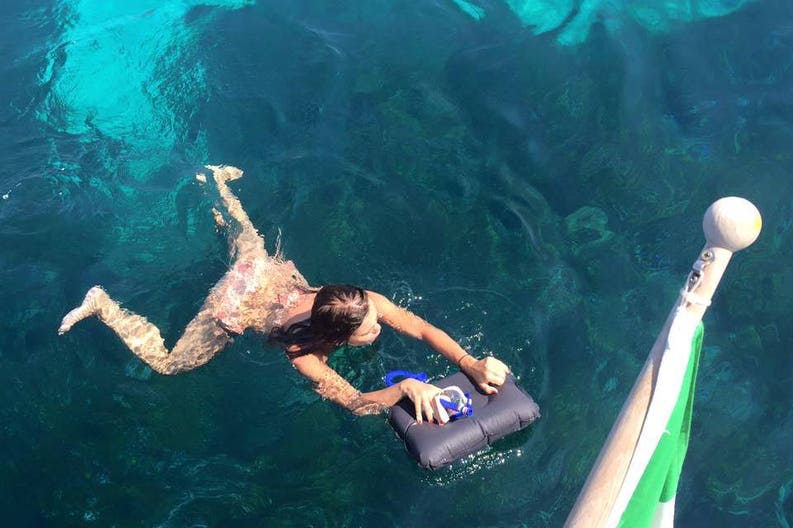 10423790-10152975100042135-7670284287849993499-n