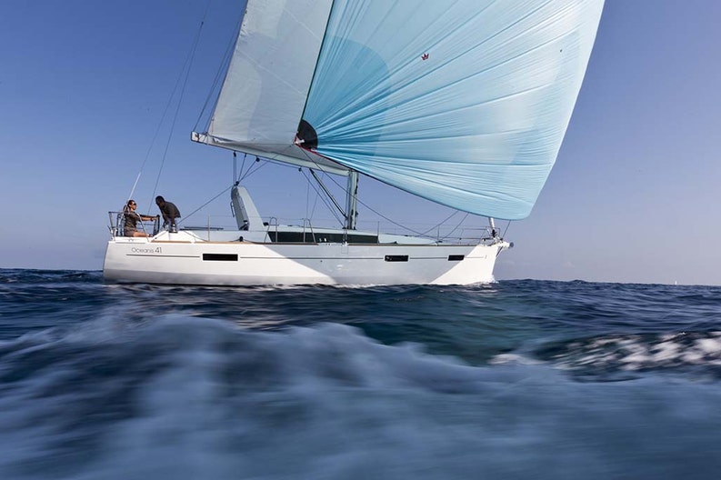 Sailing of the Oceanis 41