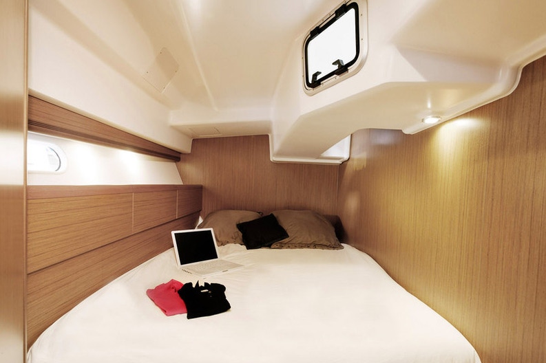 Cabin of the Odissey 45