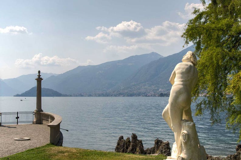 ville-del-centro-lago-con-partenza-da-varenna