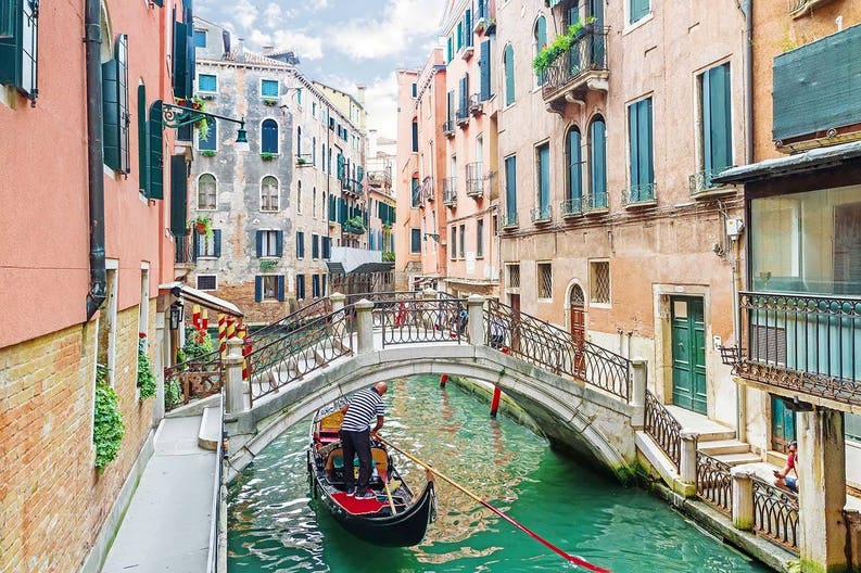 venice-canal-and-bridge