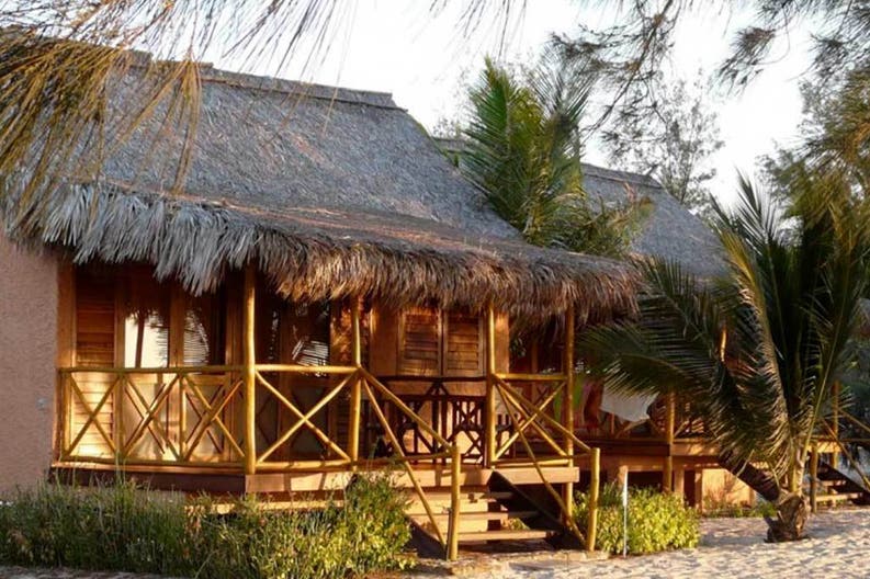 Vista di un bungalow del Palissandre Côte Ouest in Madagascar
