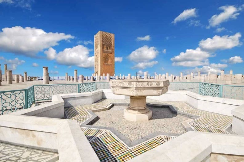morocco-rabat-tour-hassan-tower-in-the-square-with-stone-columns