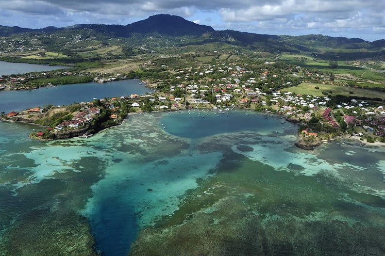 Overview of the island of Martinique in the Caribbean