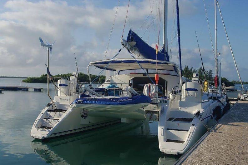 Catana 471 Review - Katamarans