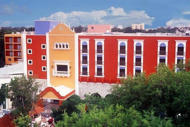 holiday-inn-merida-merida-facciata
