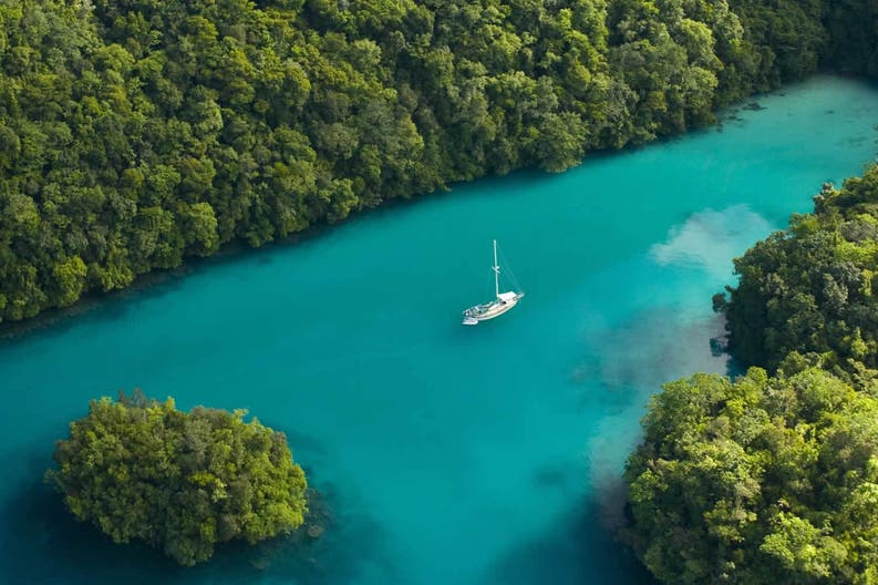 Micronesia barca a vela