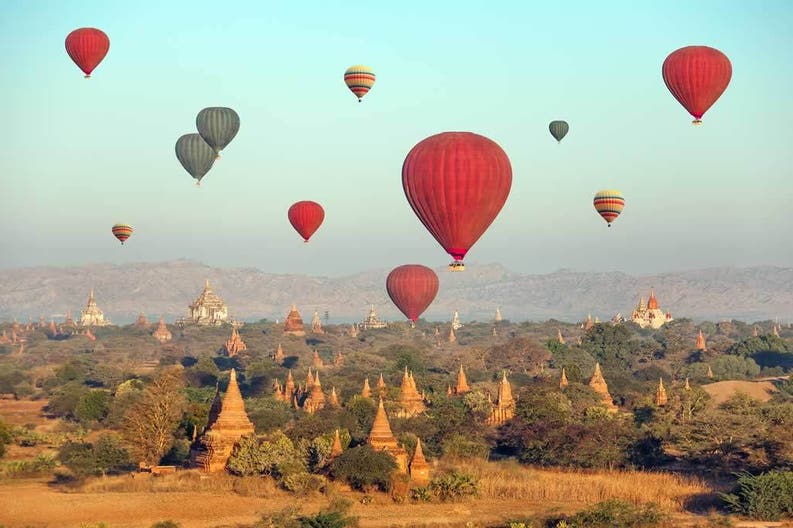 Myanmar Bagan hot-air balloons