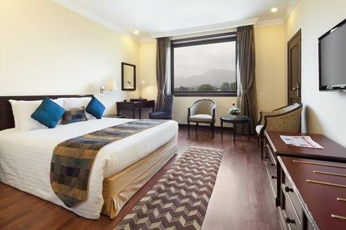 Bedroom of the hotel Crowne Plaza Kathmandu in Nepal