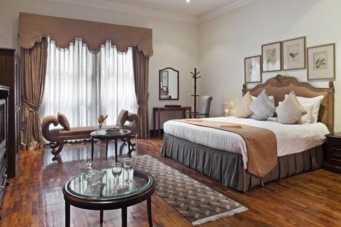 Bedroom of the hotel Crowne Plaza Kathmandu in Nepal