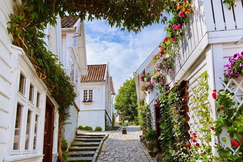 norway-stavanger-street