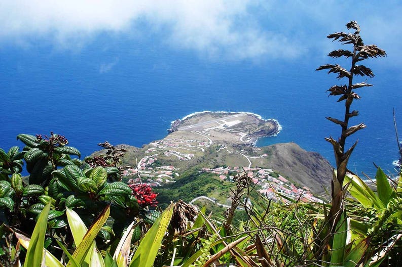 saba-landing-strip