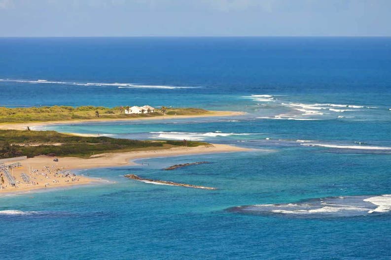 Saint Kitts and Nevis beach