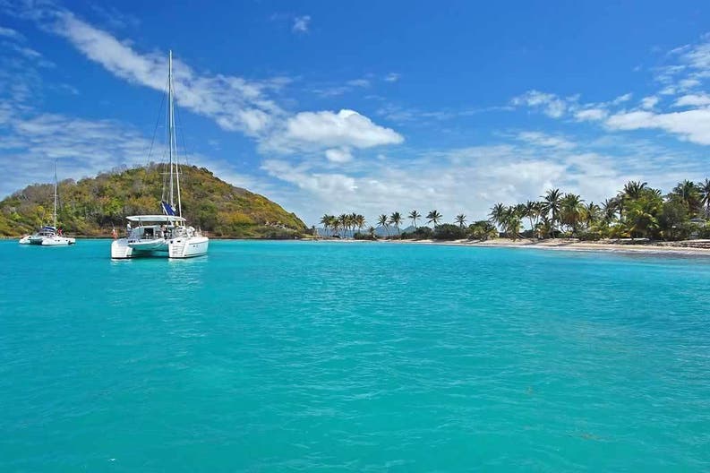 Mare cristallino di Saint Vincent e Grenadine