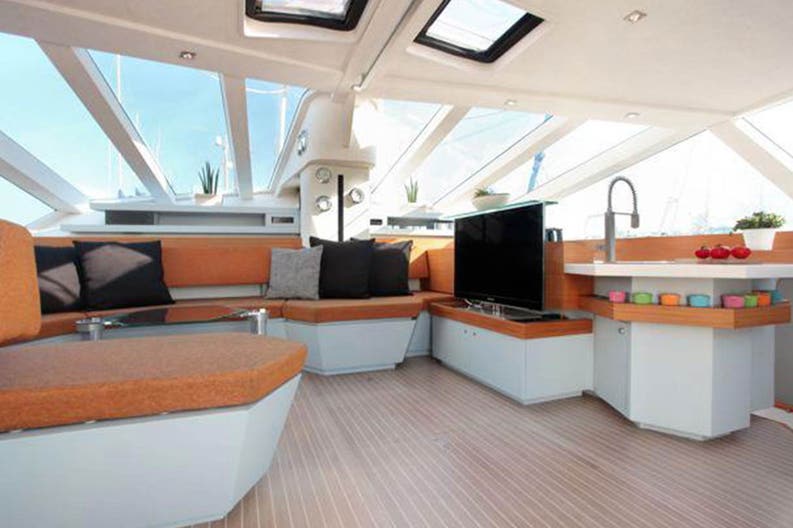 Saloon of Diamante 555 Diamante 555 saloon