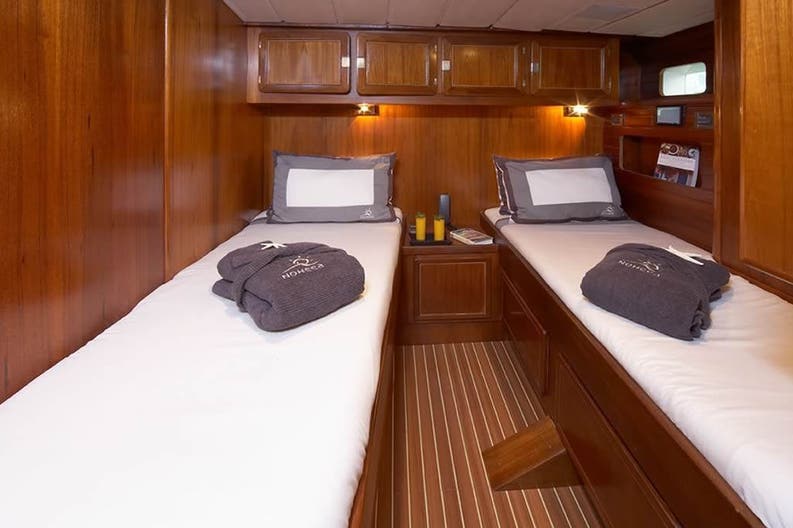 port guest cabin Noheea