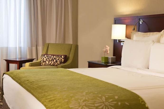 Bedroom of the Marriott Tyson Corner in Washington in the United States of America