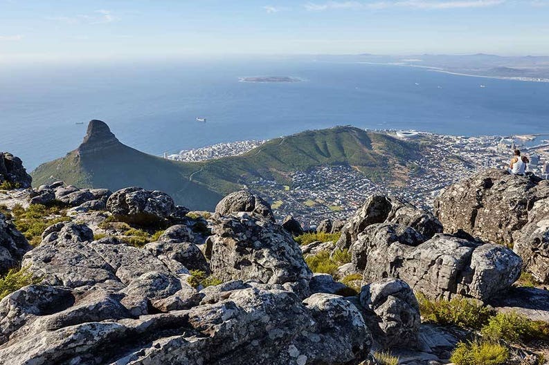 south-africa-cape-town-mountain-table