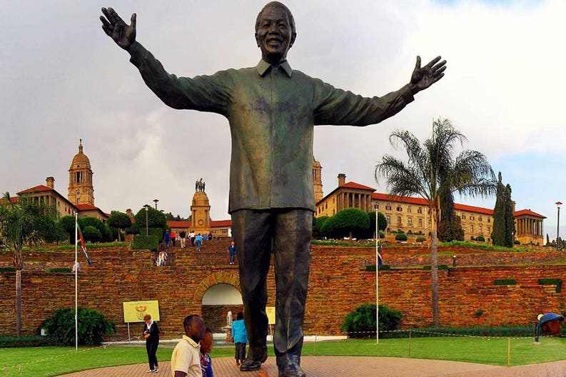 south-africa-pretoria-mandela-statue