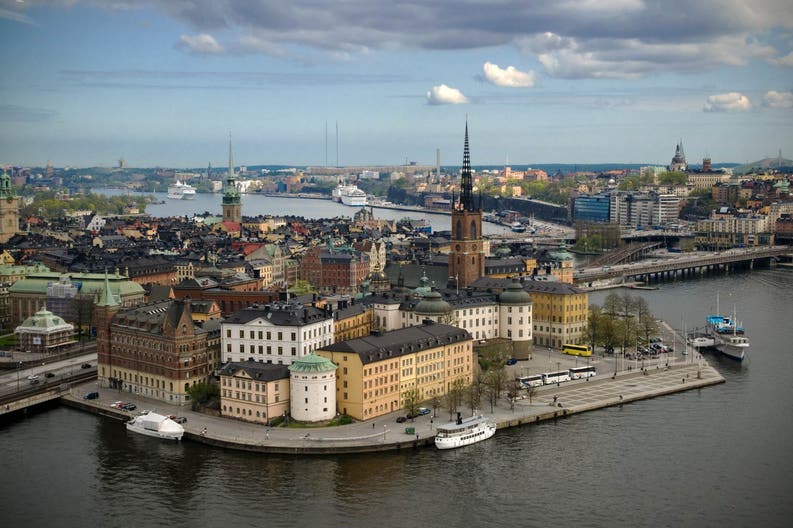riddarholmen-from-stockholm-city-hall-tower-svezia