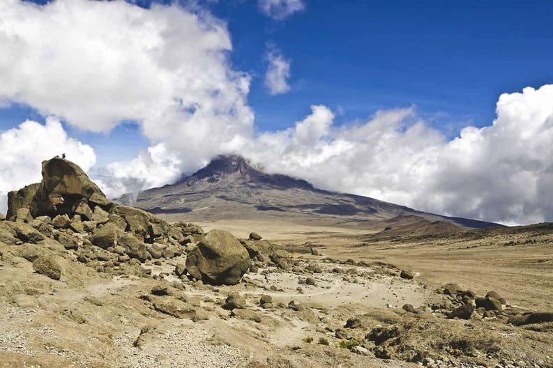 tanzania-kilimanjaro-view-of-mawenzi-to-kibo-shelter