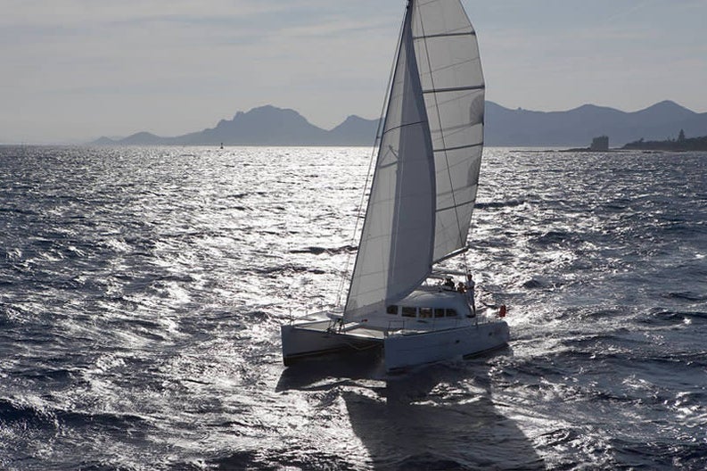 Sailing of the Lagoon 380