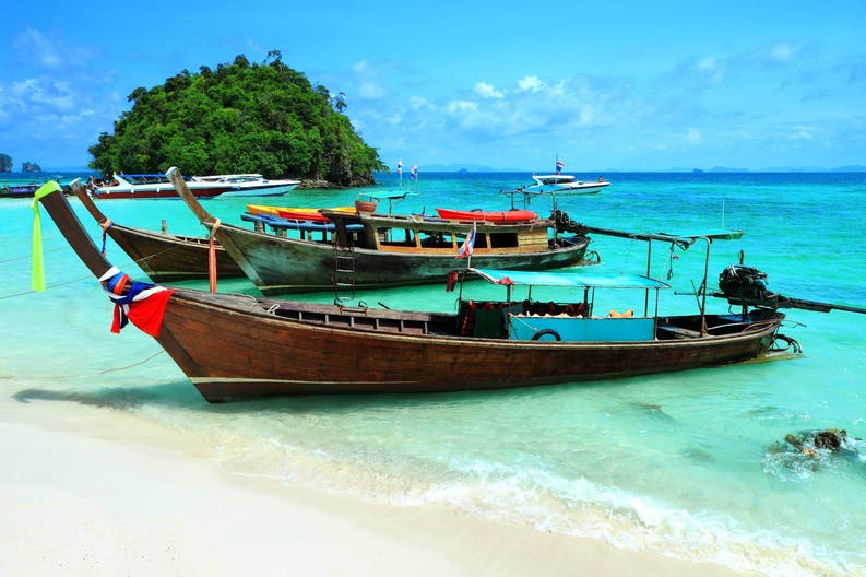 Thailand-Koh-Kra-boats