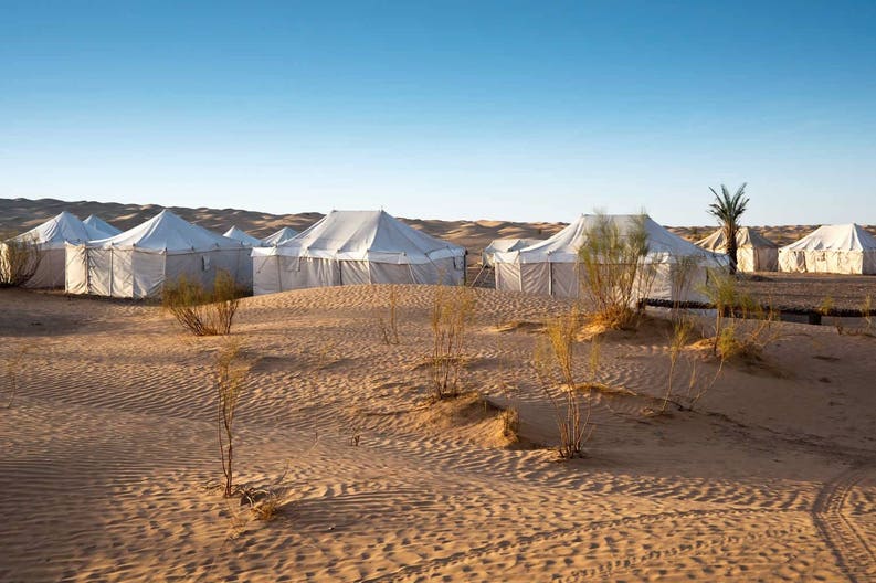tunisia-desert-of-sahara-camp-of-tents