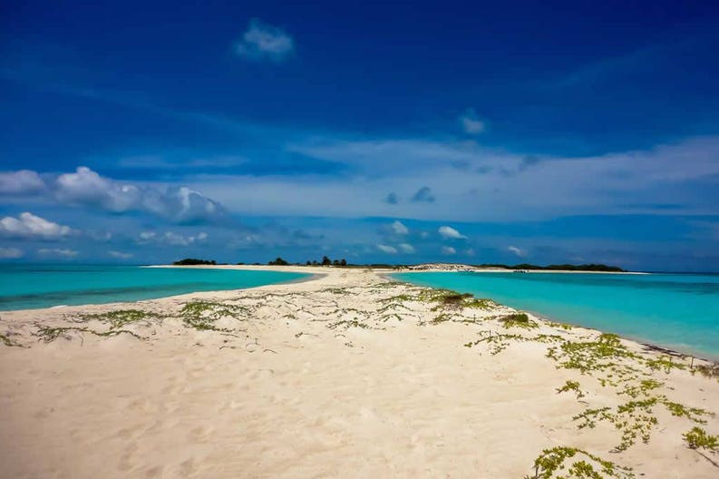 venezuela-los-roques-beach