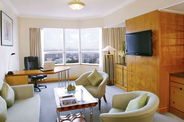 hotel-melia-hanoi-camera2