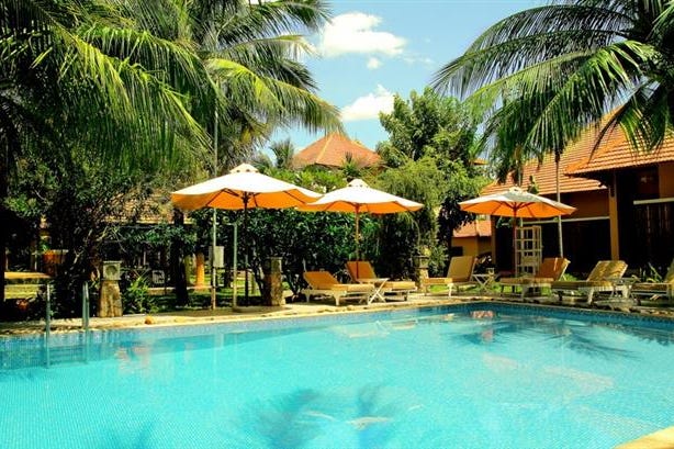 vinh-hung-1-hotel-hoian-piscina2