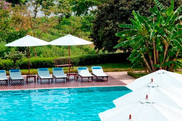 la-residence-hue-resort-and-spa-hue-piscina2