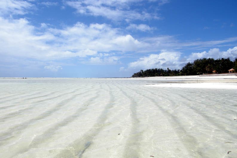 Spiaggia bianca di Zanzibar in Africa