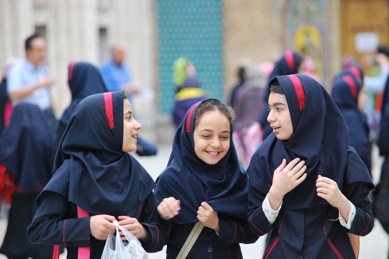 Iran-Tehran-ragazze.jpg